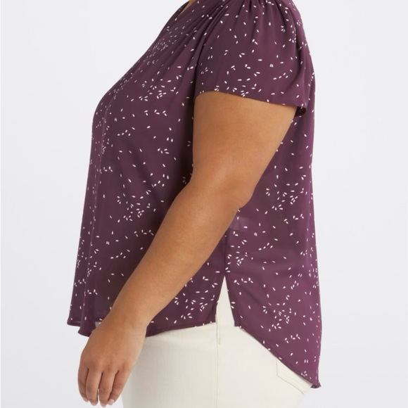 MONDAY FUN
Linnette Split Neck Smocked Blouse - Picture 4 of 5